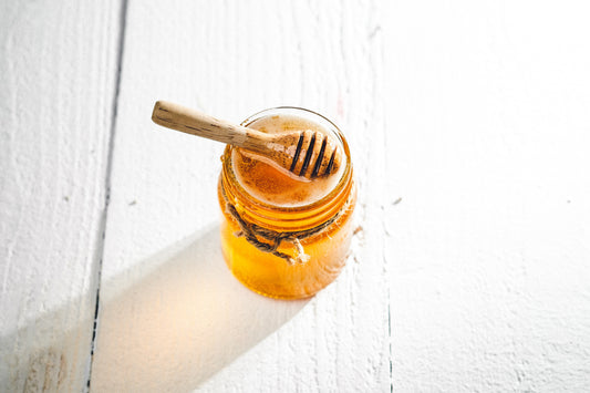 Raw Honey vs Manuka Honey - Which is Better?